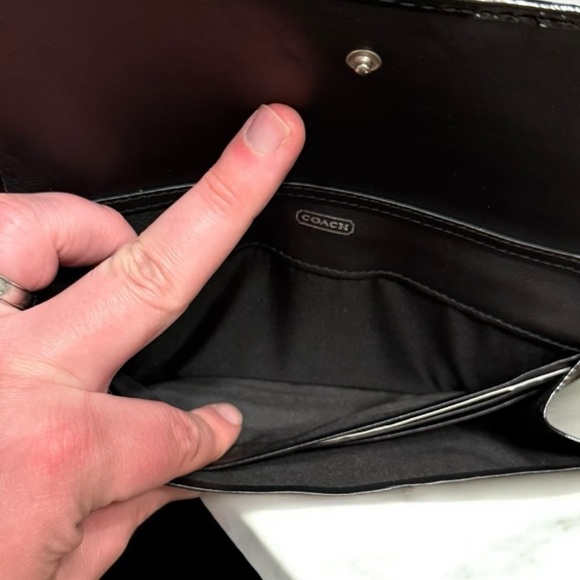 COACH Julia Charcoal Patent Leather Wallet Chain - Picture 5 of 7